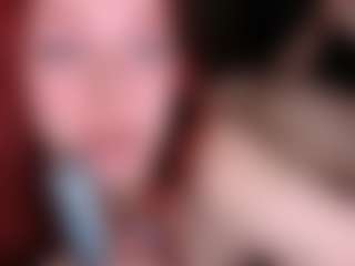 Live cam show with LaylaGlamm - Red Hair on Strip Flash - Live Sex Shows