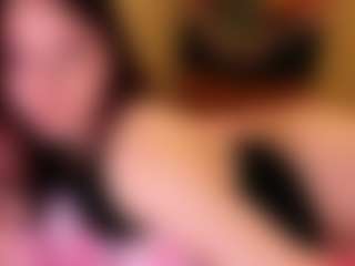 Live cam show with LaylaGlamm - Camel Toe on SpunkLive