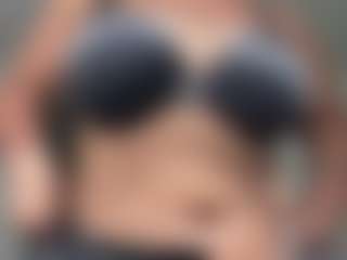Realwetpussy32's Live Sex Cam Show