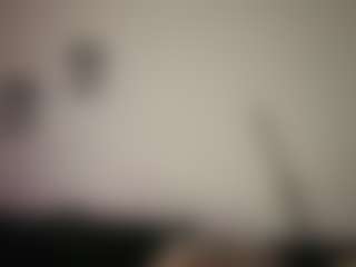 Realwetpussy32's Live Sex Cam Show