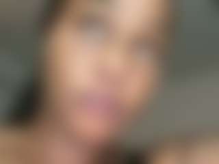 Realwetpussy32's Live Sex Cam Show