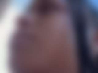 Realwetpussy32's Live Sex Cam Show