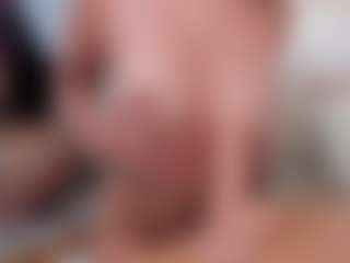 Live cam show with dulcemorbida - Massage on Latina Girls