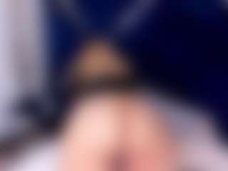 Live cam show with Faehlis - Blonde Hair on crypto-cams