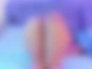 AlannaGil's Live Sex Cam Show