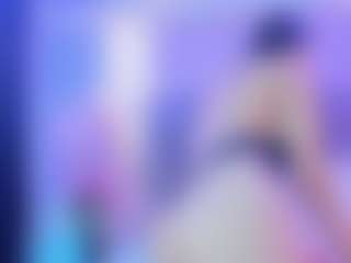 AlannaGil's Live Sex Cam Show