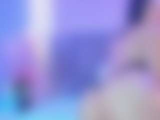AlannaGil's Live Sex Cam Show