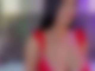 AlannaGil's Live Sex Cam Show