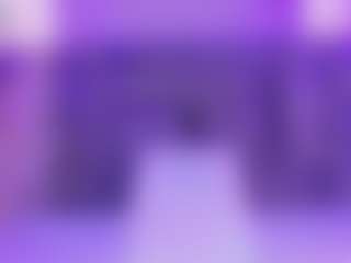AlannaGil's Live Sex Cam Show