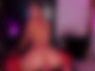 Live cam show with AnahisBennett - Tittyfuck on milfzrlive.com