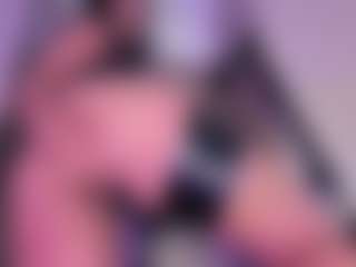 Live cam show with andreavelasco - Anal on Milfs Live