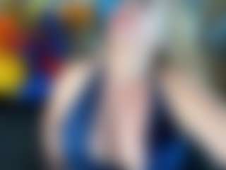 Live cam show with Danna38topless - Granny Dildo on Gym Cam Girls