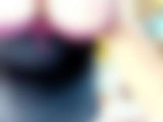 Danna38topless MILF webcam performer live streaming