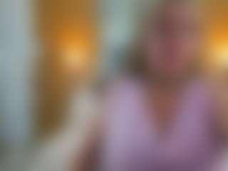 Live cam show with Danna38topless - Curvy Middle Aged on SpankPalCams