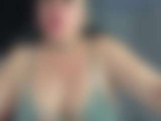 Danna38topless's Live Sex Cam Show