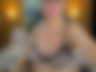 Live cam show with Danna38topless - Big Tits MILF on Camsoda