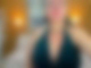 Live cam show with Danna38topless - Blonde Hair MILF on fuklive.com