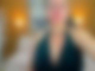 Live cam show with Danna38topless - Green Eyes on Camsoda
