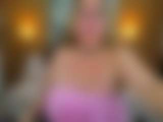 Danna38topless's Live Sex Cam Show