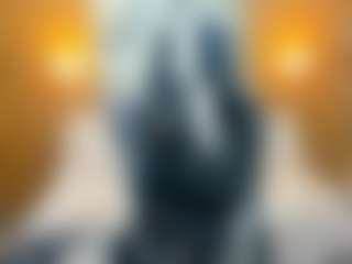Danna38topless MILF webcam performer live streaming