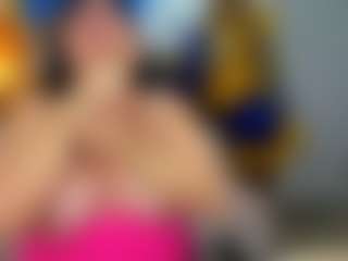 Live cam show with Danna38topless - Ass Bouncing on Big Tits