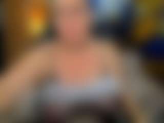 Live cam show with Danna38topless - Middle Aged on SpankPalCams