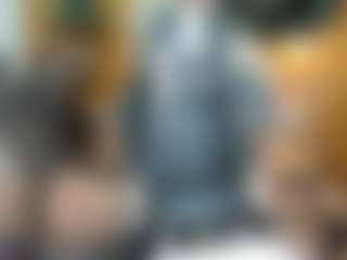 Danna38topless MILF webcam performer live streaming