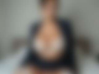Akasha Quintero's Live Sex Cam Show