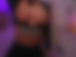 curlynatashaa's Live Sex Cam Show