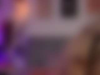 curlynatashaa's Live Sex Cam Show