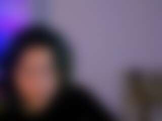 kira-vee's Live Sex Cam Show