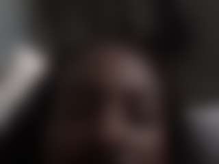 marcelle21818's Live Sex Cam Show