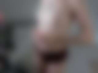 Kamilla's Live Sex Cam Show