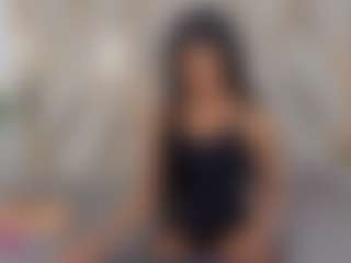 Live cam show with angelkyraasm - Moaning on AdultVida.com