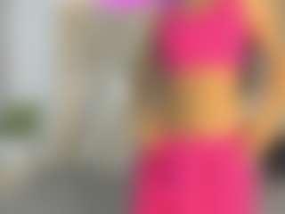Live cam show with angelkyraasm - Petite on https://playwithruby.com