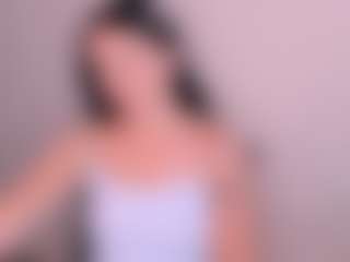 Live cam show with PrettyAlis - Blue Eyes on Milfs Live