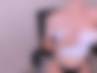 Live cam show with PrettyAlis - Blue Eyes on Mixed Magazine Live
