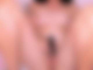 Live cam show with PrettyAlis - Blue Eyes on Camsoda