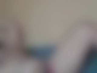 redlips46's Live Sex Cam Show