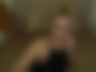 Live cam show with AlinaLemon - Blonde Hair on Fapmatic.com