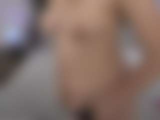 Live cam show with AlinaLemon - Moaning on Dare Cams