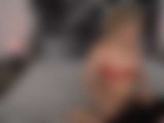Live cam show with AlinaLemon - Moaning on SpankPalCams