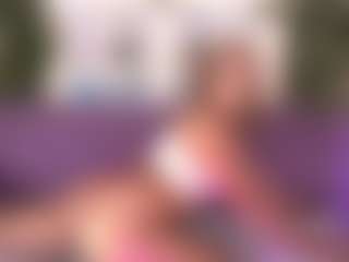 Live cam show with AlinaLemon - Blue Eyes on fapnchat