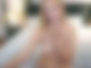 Live cam show with AlinaLemon - Moaning on Fling VIP Chat