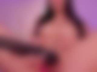 Live cam show with BellaConnor - Thin on Camsoda