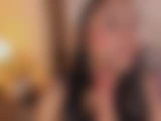 Live cam show with Lizz Carter - Tiny Tits on liverealitysex.com