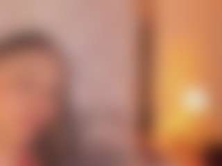 Live cam show with Lizz Carter - Ice on Sweet Sext