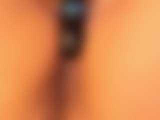 Live cam show with Lizz - Submissive on Camsoda