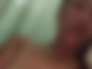 Live cam show with hannah88886 - Moaning on Lustler