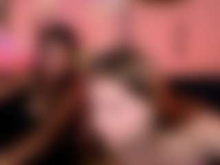 Live cam show with lisa-dark - Ball Sucking on Uber Horny